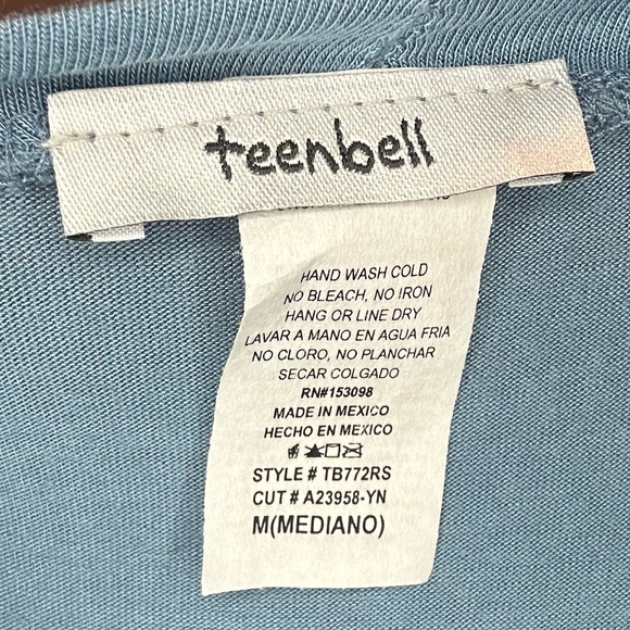 Tops/T-Shirts/Tanks👚 - 2 for $20 or 3 for $30 (Mix & Match) - Picture 5 of 5